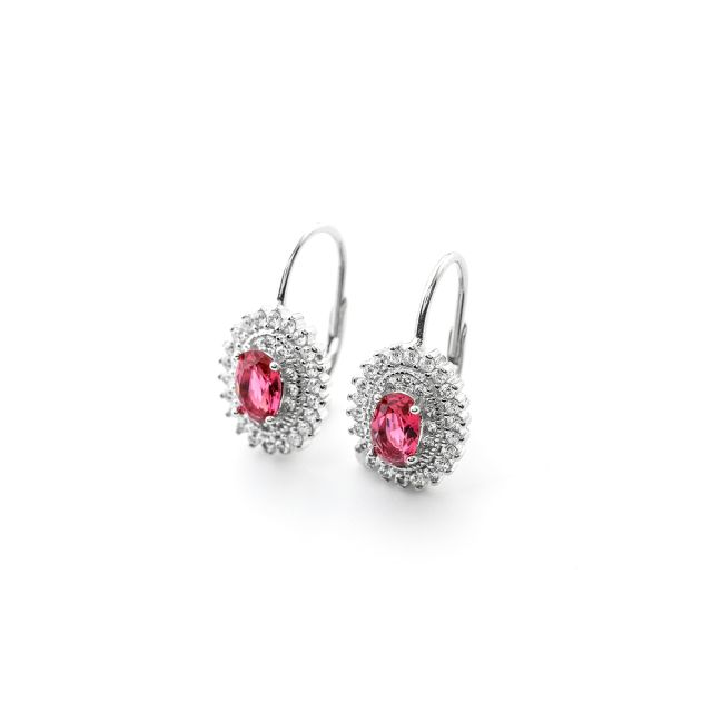 Orecchini a monachella in argento con pavé di zirconi e zircone rosso ovale