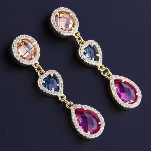 Orecchino pendente in argento dorato