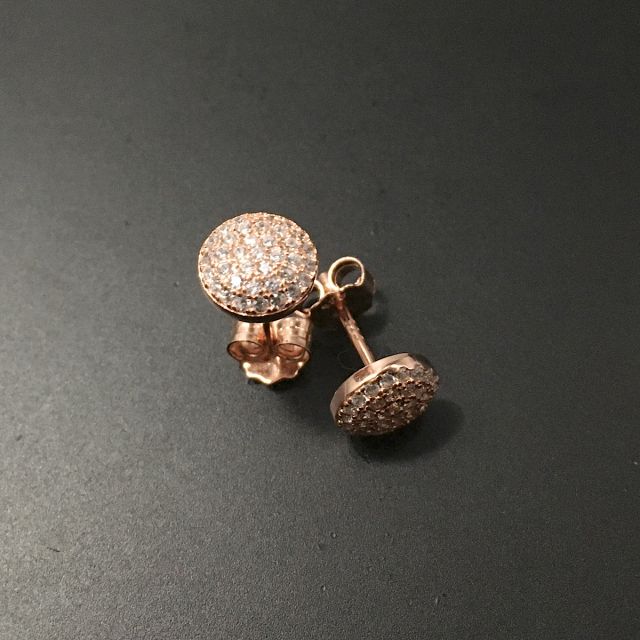 Orecchini in argento 925‰ bombati con pavè di zirconi 