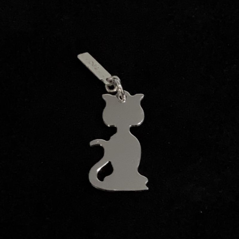 Ciondolo in argento a forma di gatto piccolo
