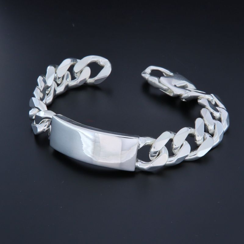 Bracciale massiccio con piastra 