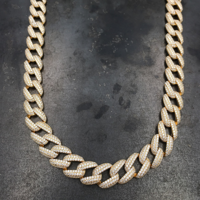 collana in argento 925‰ maglia marina con pavè di zirconi finitura dorata