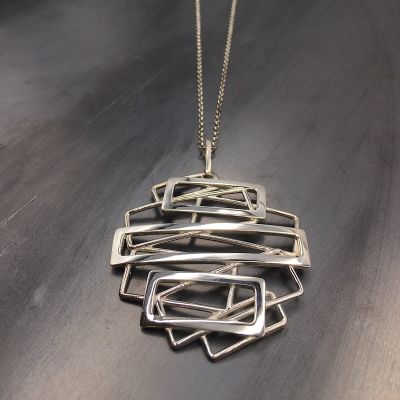 collana in argento 925‰ con ciondolo geometrico