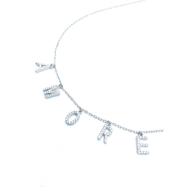 Collana in argento con lettere pendenti di zirconi AMORE
