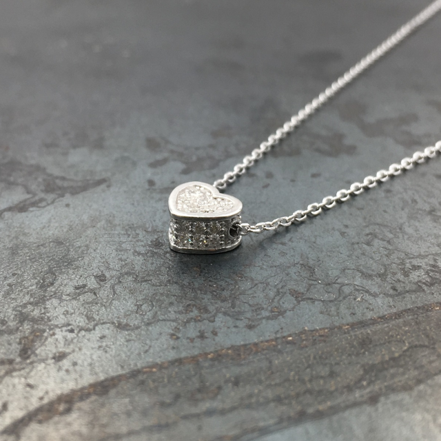 collana in argento 925‰ con cuore pavè di zirconi