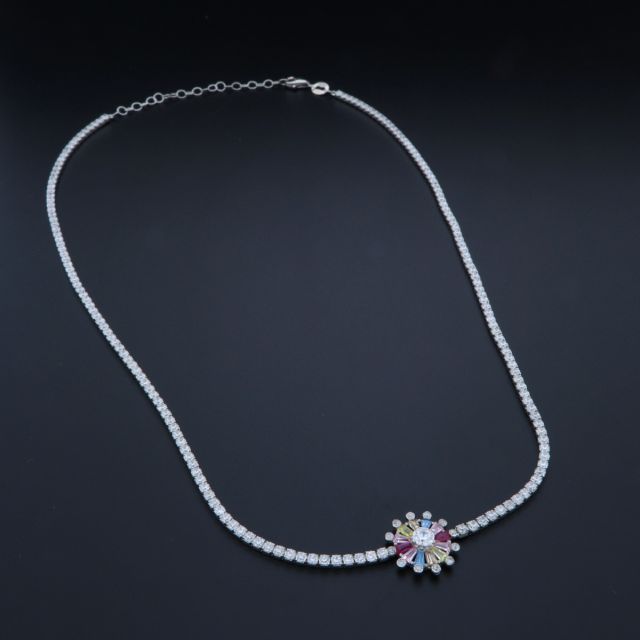 collana in argento con centrale rainbow