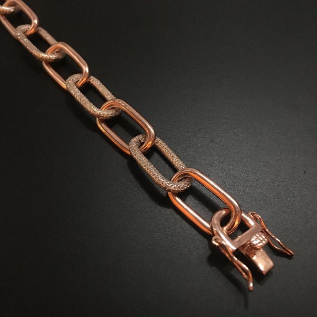 Bracciale in argento 925‰ rosè con pavè di zirconi