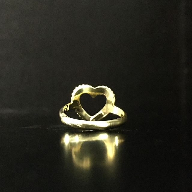 Anello cuore puntinato dorato
