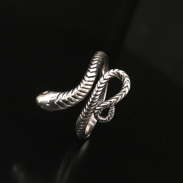 Anello snake