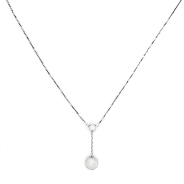 Collana in argento con sfera pendente