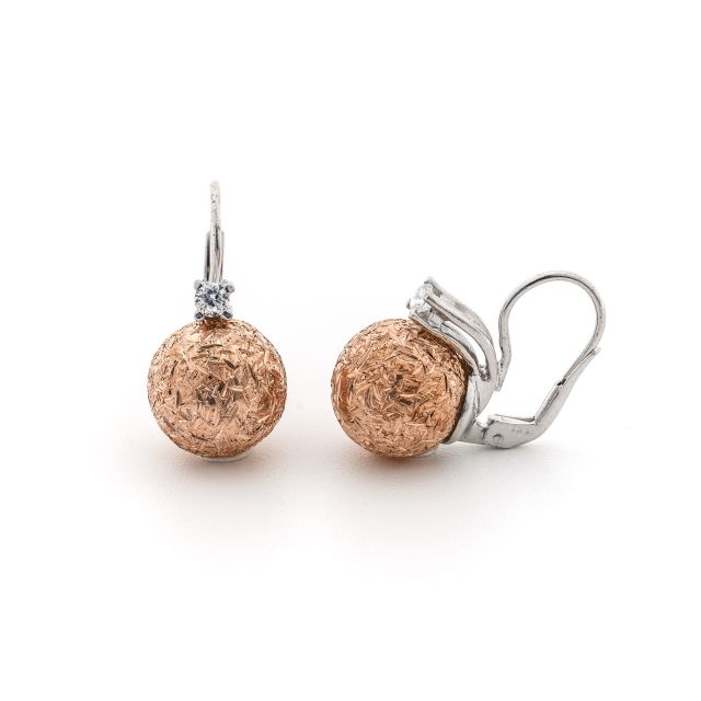 Orecchini sfera in argento rosato e zirconi