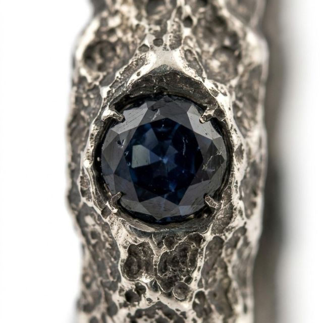 ANELLO SOLID CON TANZANITE NATURALE