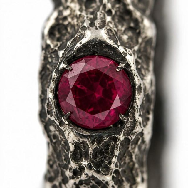 ANELLO SOLID CON RUBINO NATURALE