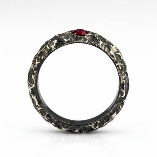 ANELLO SOLID CON RUBINO NATURALE